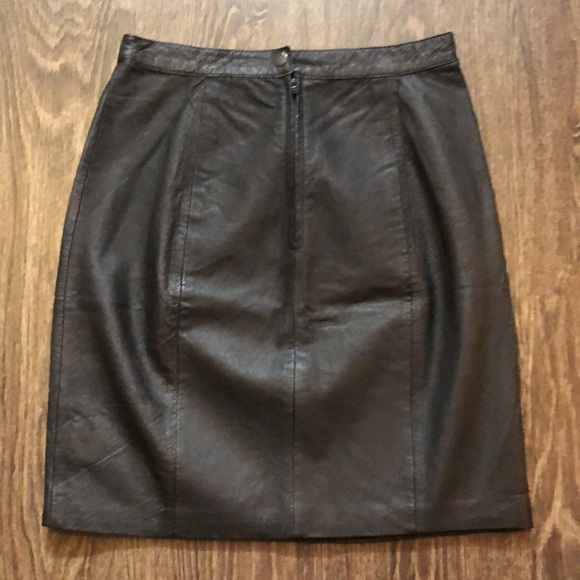 Vintage High Waist Leather Mini Skirt - Picture 7 of 11